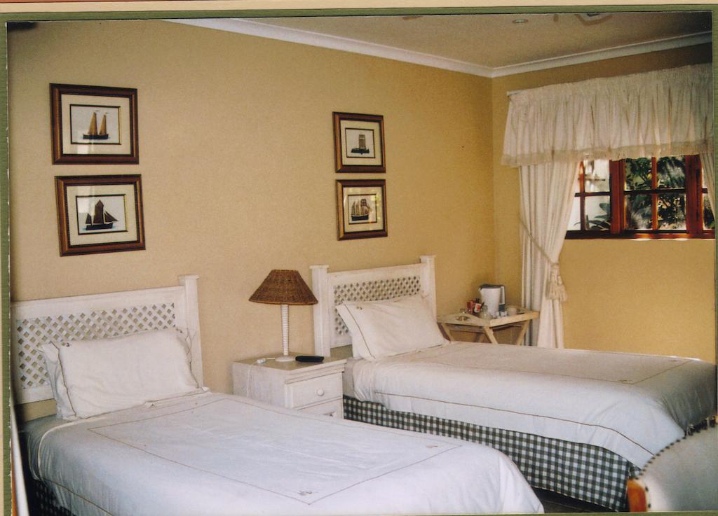 Joan'S Bed And Breakfast Durban Oda fotoğraf